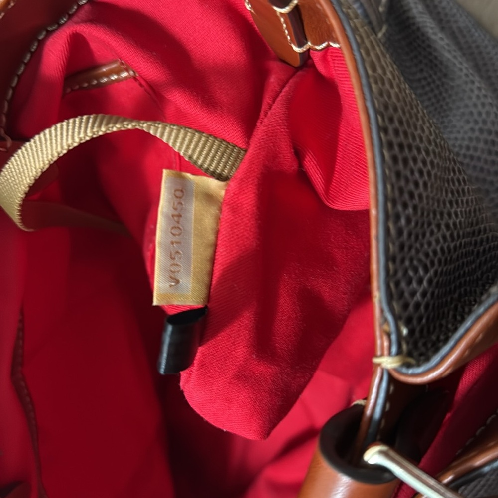 Dooney & Bourke bag. - Picture 4 of 10